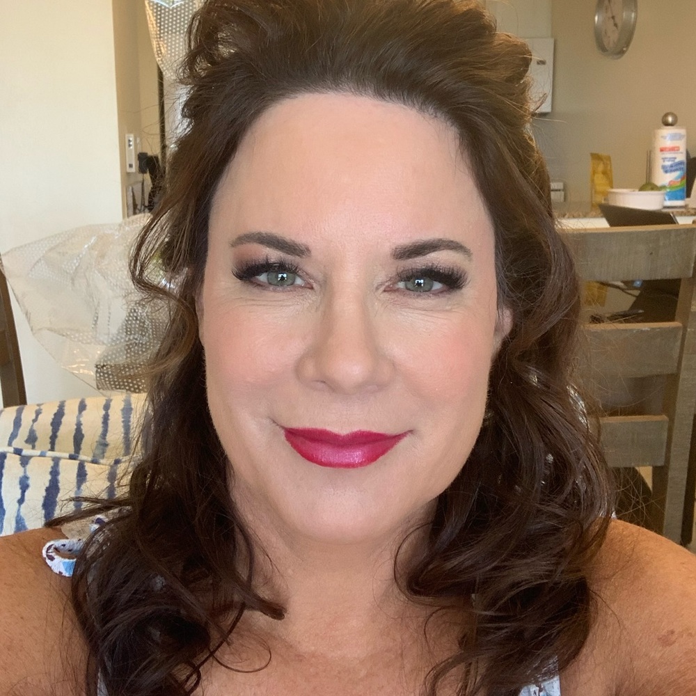 Meet your Posher, Andrea